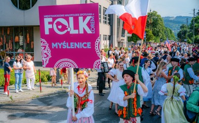 Nawet ulewa nie zatrzymała Festiwalu. 12. Międzynarodowe Małopolskie Spotkania z Folklorem dobiegły końca