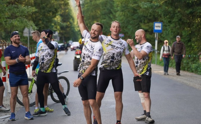 Lipnik. Tomasz Garbień pobiegł na Rysy. Każdy może pomóc w budowie Neuroośrodka