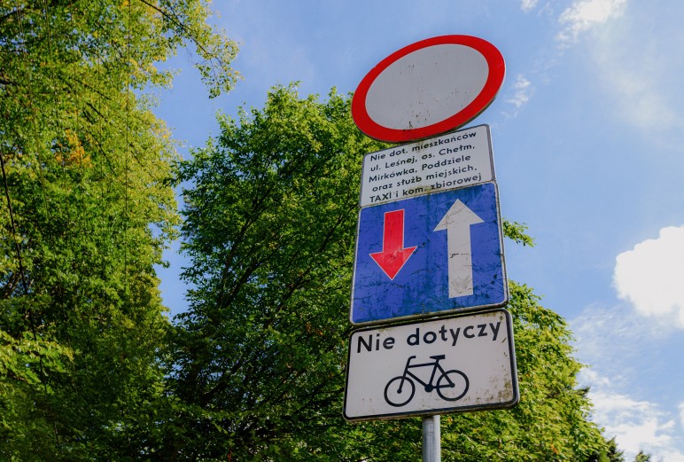 Myślenice. Nowy Przystanek Turystyczny na Chełmie już działa. Problem z dojazdem pozostaje