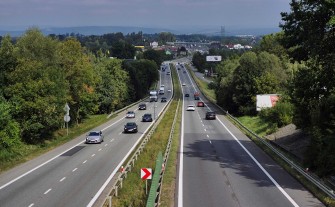Podpisali umowę na drogi zbiorcze między Krakowem a Głogoczowem. Budowę planują na 2031-32 rok