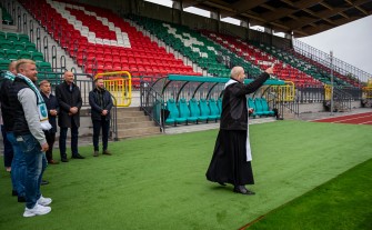 Myślenice. Miejski stadion poświęcony dzień przed otwarciem