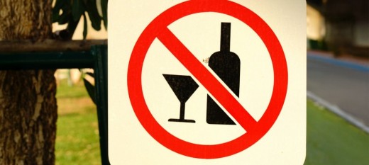 Nocny zakaz sprzedaży alkoholu we wszystkich gminach od 2027 roku? „Jestem głębokim zwolennikiem nocnej prohibicji”