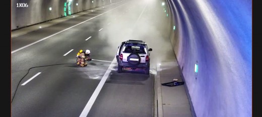 Samochód zapalił się w tunelu na S7. Przejazd w kierunku Podhala był zablokowany przez niespełna godzinę