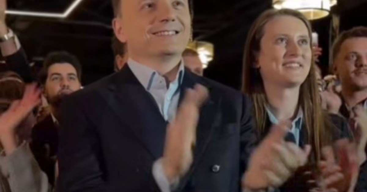 Przedterminowe wybory na prezydenta Krakowa. Wygrał Łukasz Gibała
