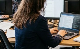 Szukam możliwości odbycia stażu na stanowisku administracyjno biurowym