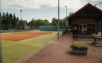 Myślenice. Są pieniądze na remont kortów i oświetlenie. Burmistrz szuka pieniędzy na zadaszenie obiektu