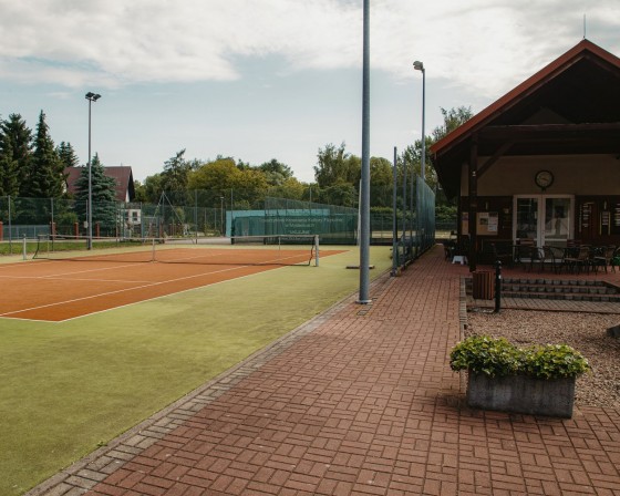 Myślenice. Są pieniądze na remont kortów i oświetlenie