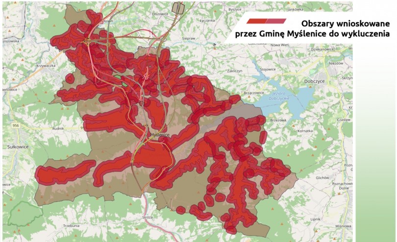 Mapa obszarów wyłączeń o które zabiegała Gmina Myślenice zaprezentowana podczas konferencji prasowej w myślenickim magistracie.